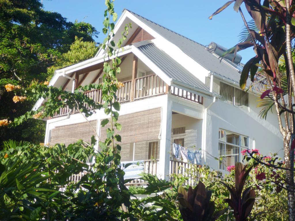 La Batie Selfcatering Apartment Beau Vallon  Extérieur photo