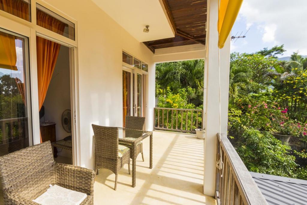 La Batie Selfcatering Apartment Beau Vallon  Extérieur photo