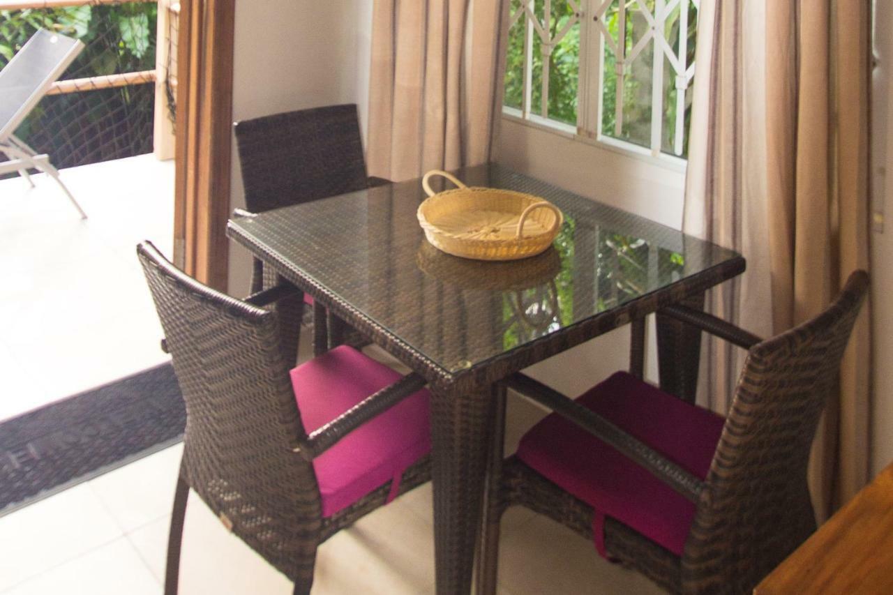 La Batie Selfcatering Apartment Beau Vallon  Extérieur photo