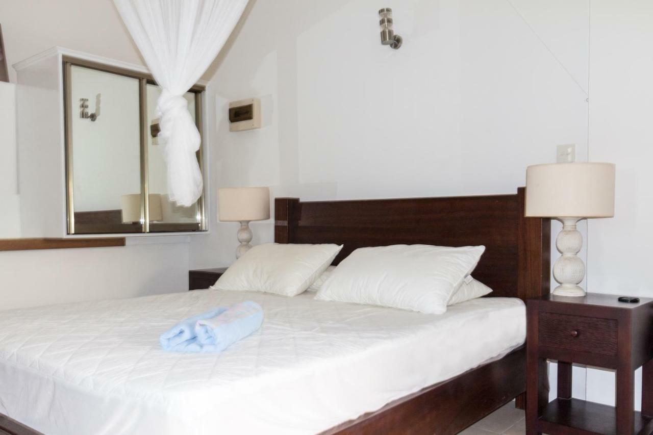 La Batie Selfcatering Apartment Beau Vallon  Extérieur photo