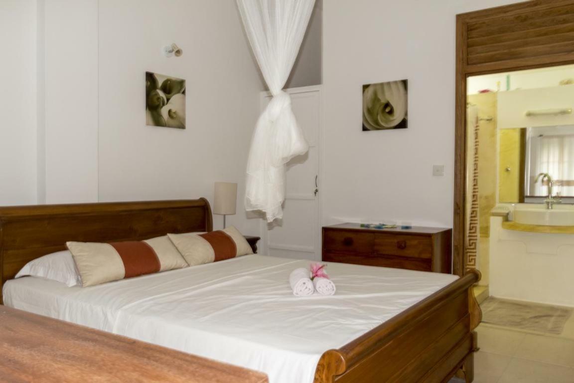 La Batie Selfcatering Apartment Beau Vallon  Extérieur photo
